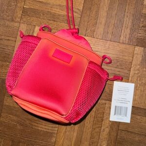 SOLD🧡Dagne Dover Sloan Bottle Sling crossbody bag in heatwave